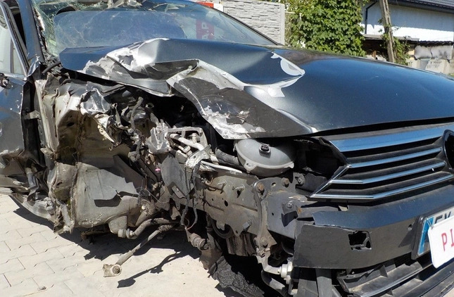 Volkswagen Passat cena 16900 przebieg: 417206, rok produkcji 2018 z Katowice małe 436